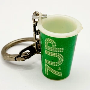 Vintage 7 Up Seven Up Locking Key Chain Miniature Soda Cup Old Logo Keychain - Picture 1 of 14