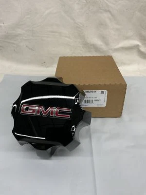2021-2025 GMC SIERRA 2500 BLACK WHEEL HUB CAP RED LETTERING NEW GM 84627947 - Image 1 of 4