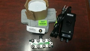 DIRECTV  DSWM 3 LNB, 21V  POWER SUPPLY & 8 WAY SPLITTER Green Lable  - Picture 1 of 2