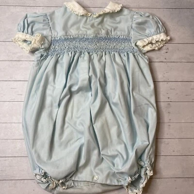 Romper Polly Flinders Smocked Vintage Tamanho 18 Meses Azul Claro Falhas - Imagem 1 de 4