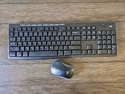 Logitech MK270 Wireless Keyboard&Mouse Combo–2.4GHzCompact,Multimedia Keys,Black - Image 1 of 4