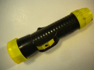 Vintage BELL SYSTEM Plastic Flashlight 2 'D' Cells Made in U.S.A. - Picture 1 of 4
