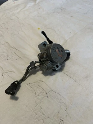 Bomba de presión de combustible Honda Accord 2014 Foto 1 de 4