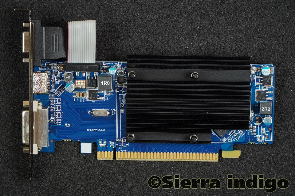 Sapphire 299-1E204-010SA HD 6450 1GB HDMI DVI VGA PCIe Card - Image 1 of 1