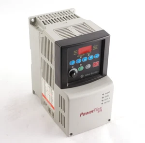 ALLEN BRADLEY 22B-B5P0N104/A POWERFLEX 40 AC DRIVE 200-240V 48-63HZ 3PH 5,7A - Bild 1 von 11