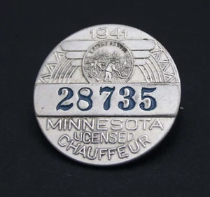 Vintage 1941 Minnesota chauffeur licensed pin pinback #28735 - Picture 1 of 2