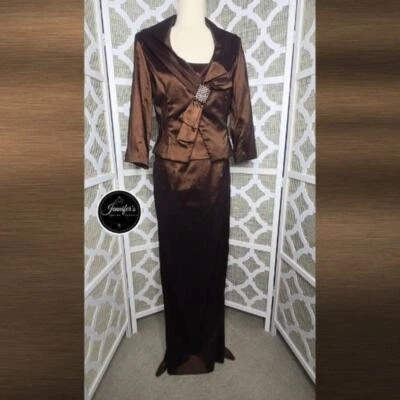 Vestido e jaqueta Cameron Blake by Mon Cheri marrom 2 peças tafetá sem mangas 8 - Imagem 1 de 4