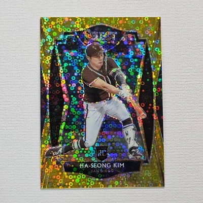 2021 Panini Select Premier Ha-Seong Kim #135 Gold Disco Prizm RC 05/10 @0A - Image 1 of 2