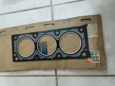 peugeot 504 505 604 Right cylinder head gasket genuine 0203.67 - Image 1 of 2