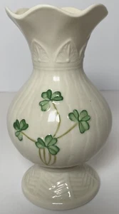Belleek 6 Inch Shamrock Vase Raised Clover 🍀 ☘️ Ireland - Picture 1 of 7