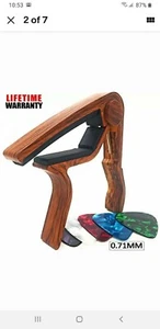 Gitarren Capo Akustik E-Gitarren - Palisander 5 Plektren Musikinstrumente - Bild 1 von 6