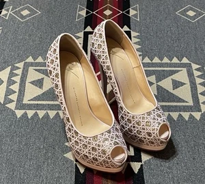 Giuseppe Zanotti Platform Pumps Sz 8 IT 38 White Glitter Heels T23 - Picture 1 of 10