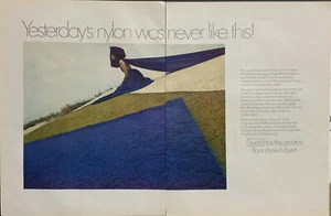 Alfombra vintage 1969 Sears Premier mujer y paisaje anuncio impreso 2 piezas  - Imagen 1 de 1