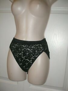 BALI Women’s Black Lace Panties Bikini Style Floral Pattern Small to Medium