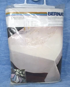 Bernat Candlewick Stamped Embroidery Tablecloth Kit Vtg 1983 w Yarn Ecru Natural - Picture 1 of 8