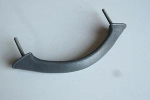 maniglia appiglio cruscotto grigia VW T2 68-79 211 857 643 1 - Imagen 1 de 3