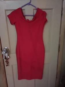 Love J Red Dress Size Medium New No Tags Knee Length Off Shoulder - Picture 1 of 8