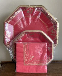 Vintage Hallmark Paper Plates and Napkins Red & Gold Christmas NEW in PACKAGE - Picture 1 of 7