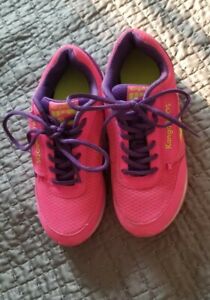 Kangaroos Pink Sneakers Girls 4 tennis shoes Neon Yellow Zipper w/ Pocket