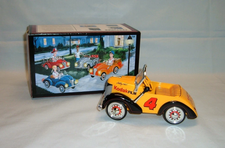 Kodak Crown Premiums Sterling Marlin 1941 Garton Pedal Car Diecast Bank 1:6 - Image 1 of 4