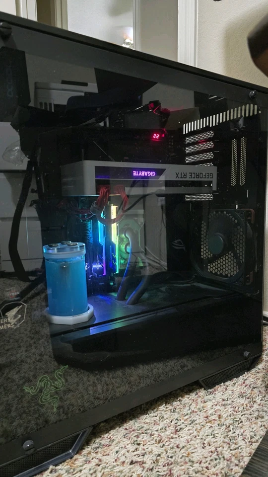 Bequiet! Dark Base 700 Case  With Custom Water cooling - *READ DESCRIPTION* - Image 1 of 1