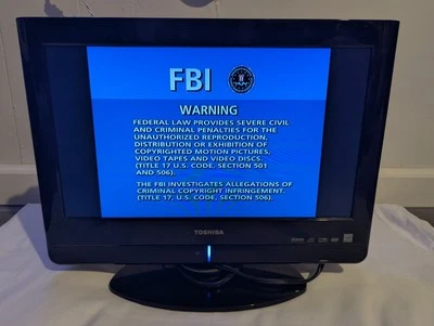 Compacto Toshiba 15LV505-T 15.6" Combo Pantalla Ancha HDTV DVD Reproductor TV Sin Control Remoto Foto 1 de 4