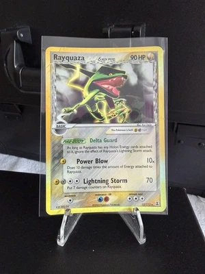 Rayquaza (Delta Species) 13/113 Delta Species Reverse Holo - Изображение 1 из 4