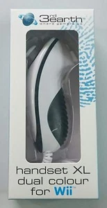 Wii Wired Nunchuck Handset - Motion Controller NEW UK STOCK. Free&Fast Shipping - Picture 1 of 2