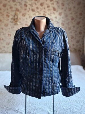 annette görtz chaqueta vaquera chaqueta a rayas Foto 1 de 4