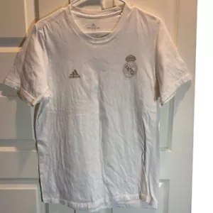 Adidas Real Madrid Hazard Soccer T-Shirt Gold Logos Athletic Sports Size M - Picture 1 of 5