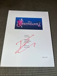 Dove Cameron signed handsigniert Descendants 2 Film Skript Cover - Bild 1 von 1