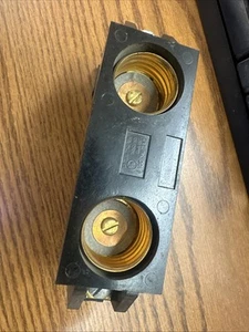 Federal Pacific Cat 301 P 125/250V, 30 Amp fuse holder - Picture 1 of 7