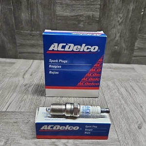 ACDelco MR43LTS Copper Spark Plug - 4 Pack - Picture 1 of 2