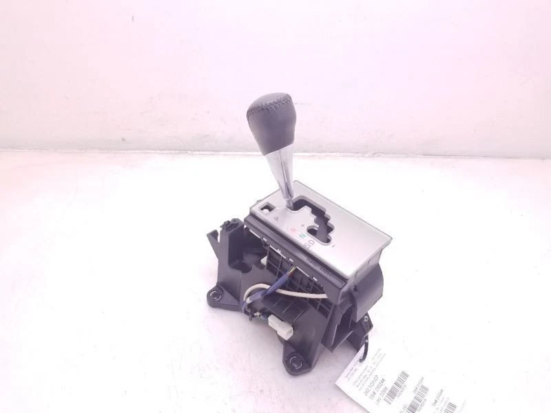 Toyota Solara SLE 2007 tracción delantera transmisión automática conjunto de palanca de cambios  Foto 1 de 4