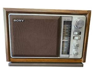 Nice Vintage Sony AM/FM Tabletop Radio 2 Bands Woodgrain  ICF-9740W Tested - Picture 1 of 6
