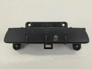 93300H8040 button 164458 for KIA STONIC (YB) 1.0 T-GDI 2017 - Picture 1 of 4