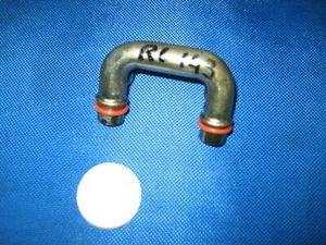 YAMAHA YZF R6 TUBO CONDOTTO OLIO ESTERNO ANTERIORE OIL HOSE  - Foto 1 di 3