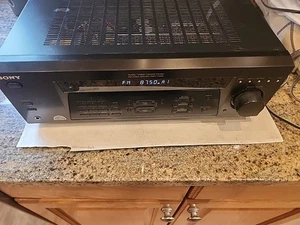 Sony STR-DE185 Receptor Estéreo 2 Canales Audio Sintonizador AM/FM - Como Está Solo Para Piezas - Imagen 1 de 7