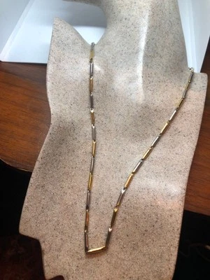 Cadena de acero inoxidable oro y plata 22 pulgadas Foto 1 de 4