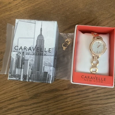 Relógio feminino Caravelle By Bulova pulseira dourada, elos extras e caixa - Imagem 1 de 4