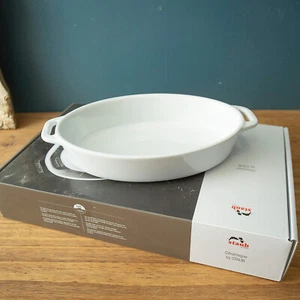 Staub Ceramic Roasting Dish Casserole White Oval Approx 11 x7" New - Picture 1 of 7