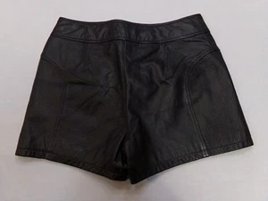 Harley Davidson Women's Black Leather Motorcycle Shorts Size 8 - ShelfB - Picture 1 of 5