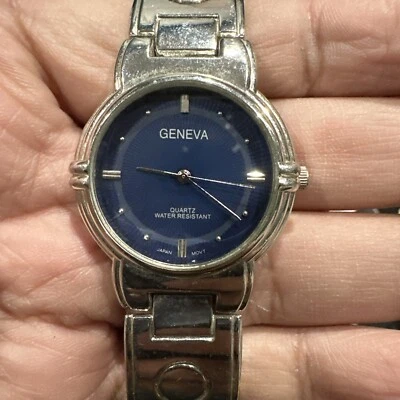 Reloj Running Geneva Hombre/Mujer Esfera Azul Pulsera Plateada Batería Nueva Foto 1 de 4