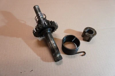 Suzuki DR250 S DR 250 SJ41A 1982 MODELO Kickstarter eje husillo motor Foto 1 de 4