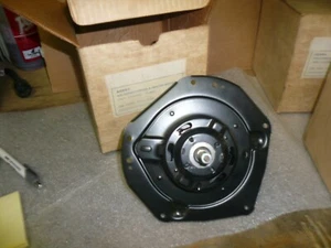 Air Conditioning & Heater Motor AC963 GM 22020945 NOS 1977 - 87 GM Full Size - Foto 1 di 4