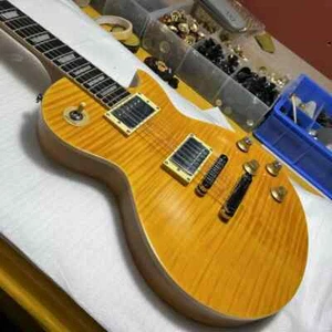 Chitarra Elettrica Yellow Mahogany Body, Fret Binding Tune-O-Matic Bridge - Bild 1 von 13