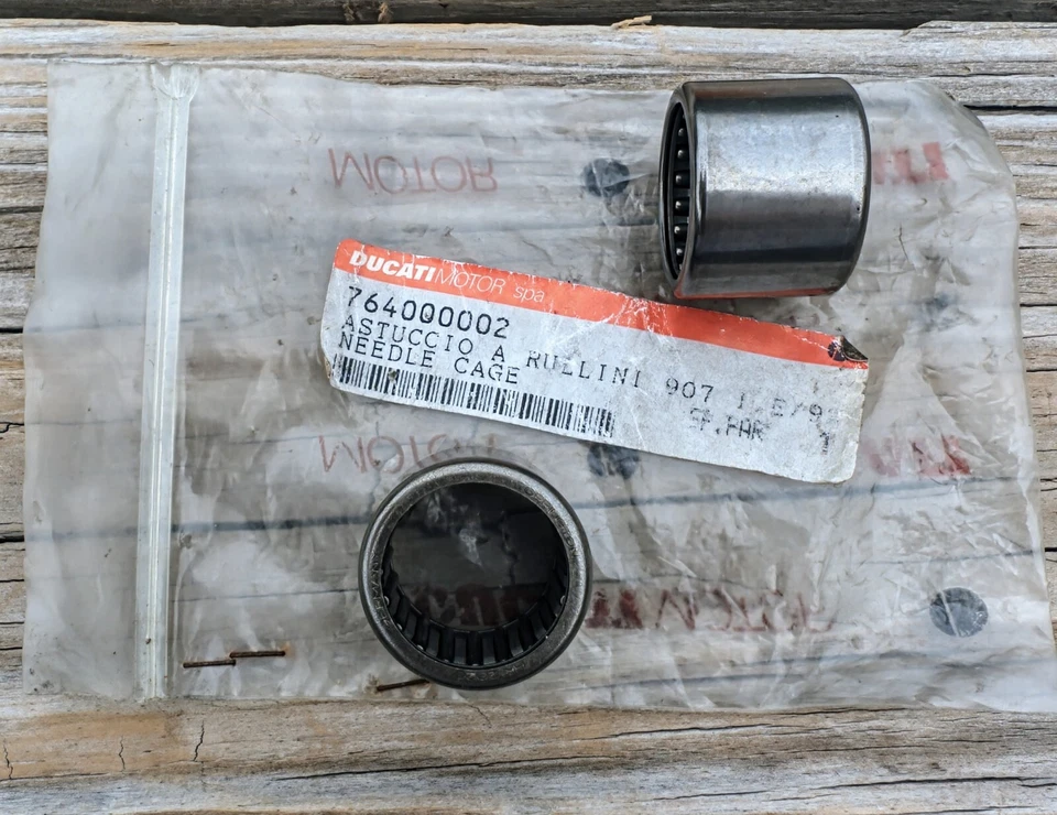 Jaula de cojinete de aguja basculante Ducati Paso 907ie 764000002 (2) Astuccio a Rullini Foto 1 de 1