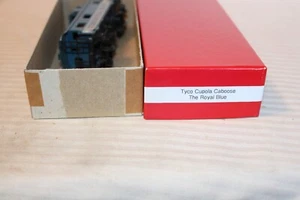 HO Scale Tyco, Cupola Caboose, The Royal Blue, Built - Picture 1 of 3