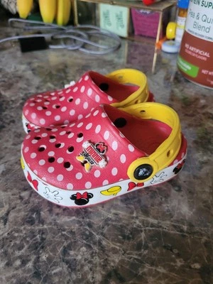 Disney Minnie Mouse Light-up Crocs For Toddlers, Size 6 - Image 1 of 4