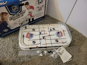 Stiga NHL  Tabletop Hockey Game DETROIT Red Wings & TORONTO Maple Leafs - Foto 1 di 6